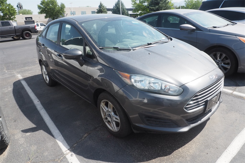 2019 Ford Fiesta SE photo 2