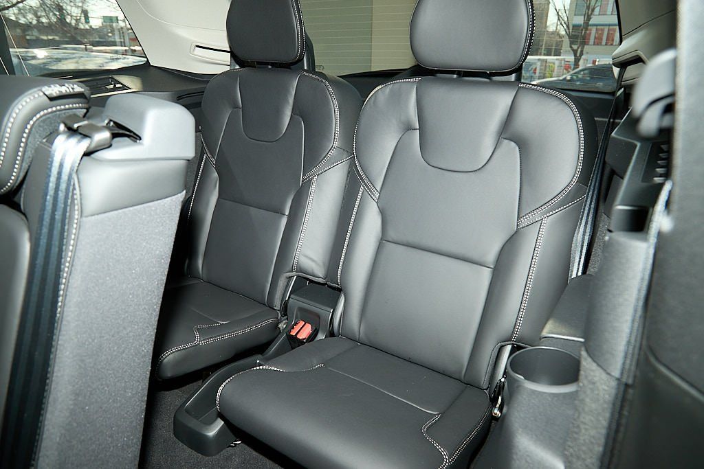 2026 VOLVO XC90 - Image 15