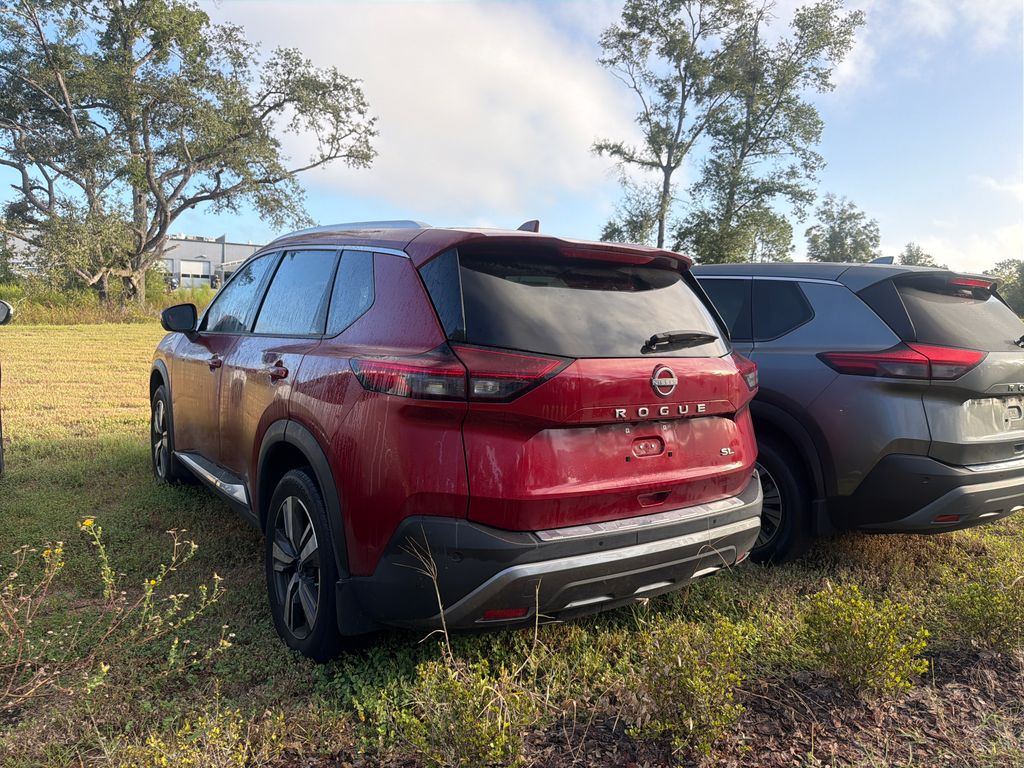 2023 Nissan Rogue SL photo 4