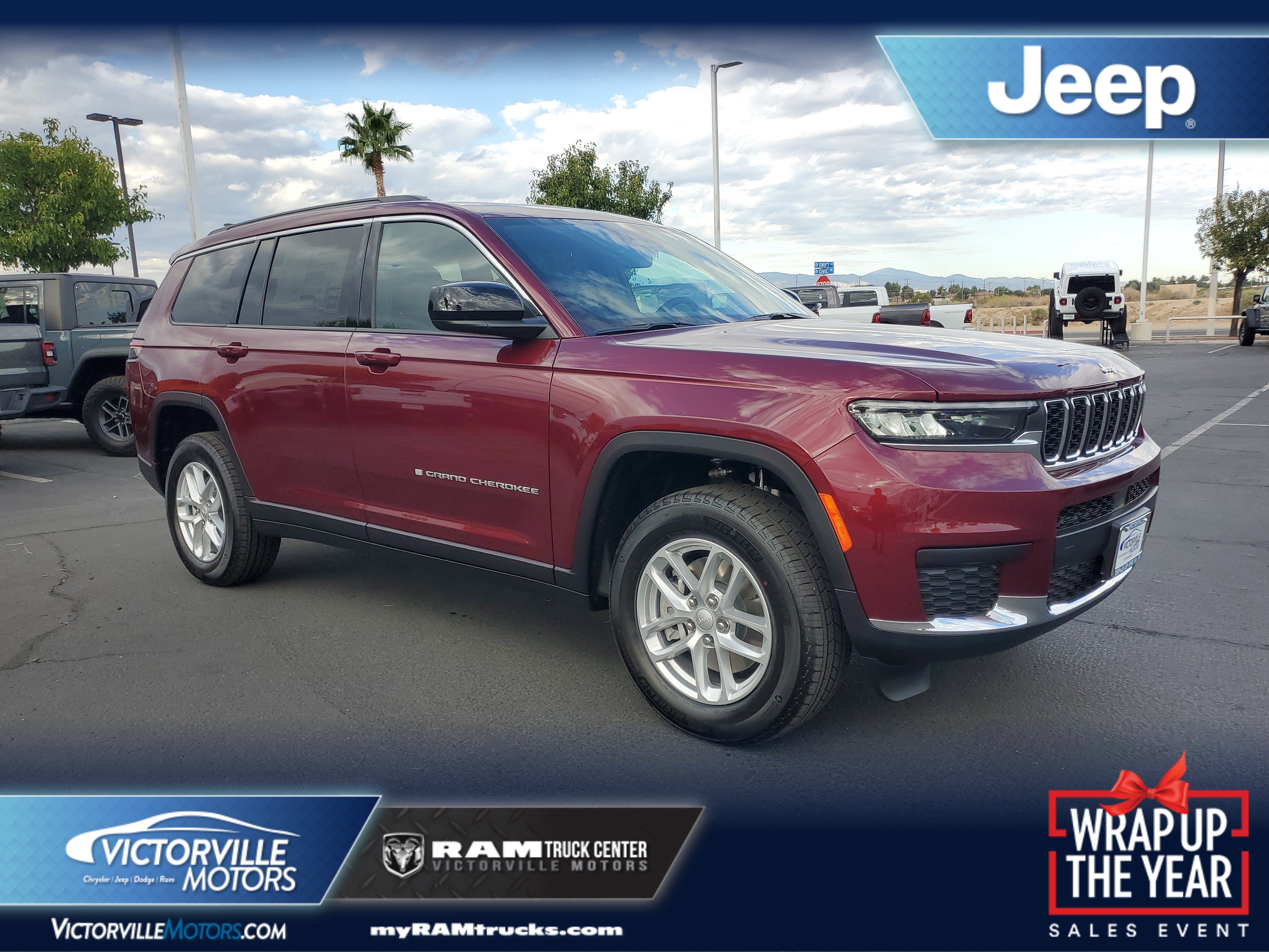 2025 Jeep Grand Cherokee L Laredo's photo