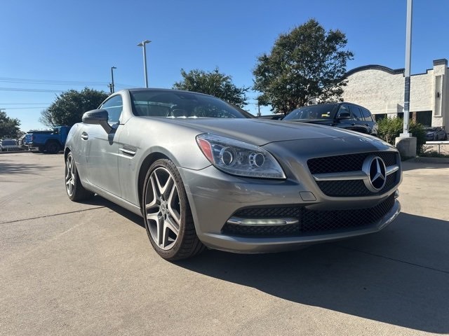 2015 Mercedes Benz SLK 250 photo 3
