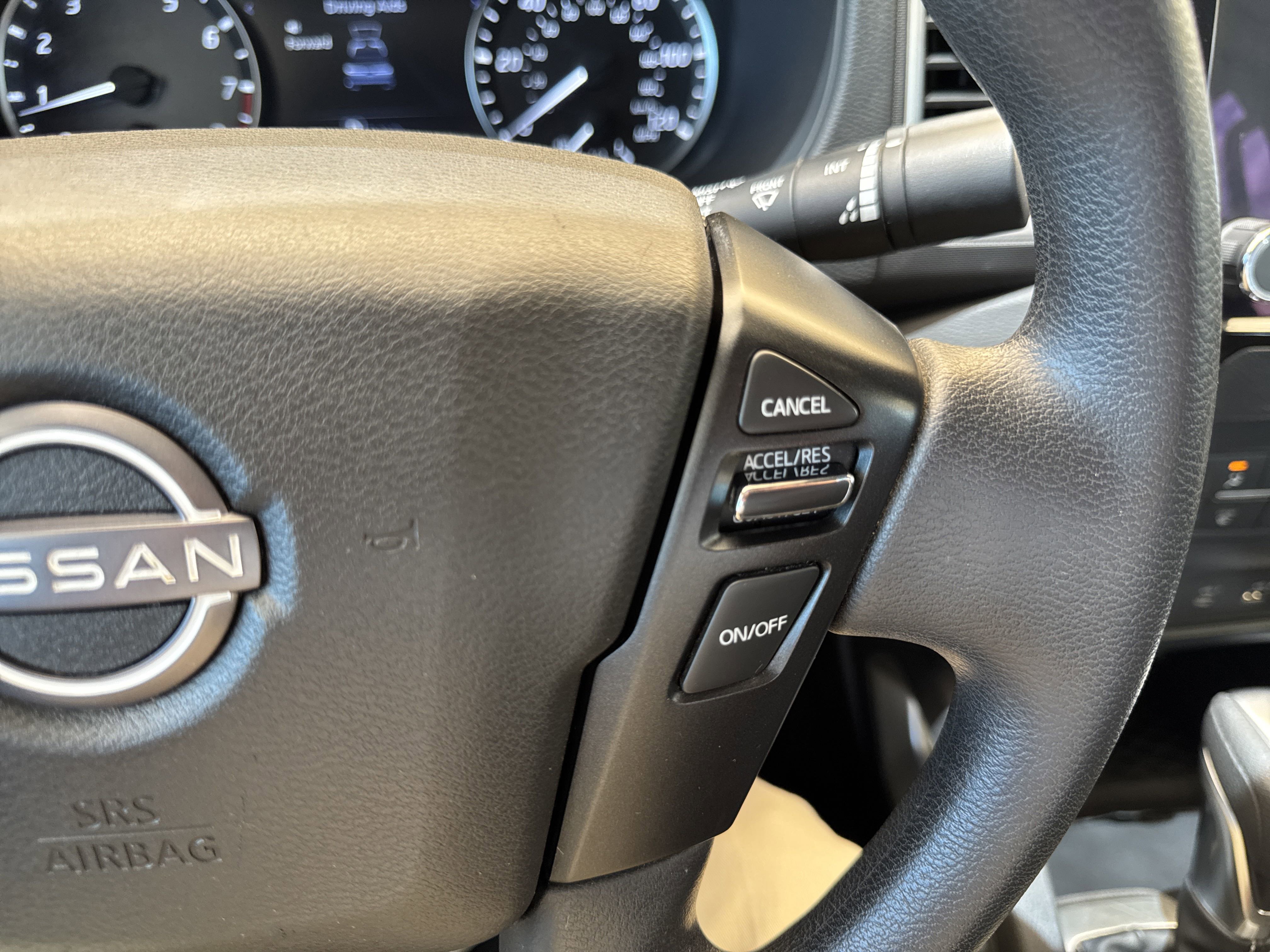2022 Nissan Frontier SV photo 6