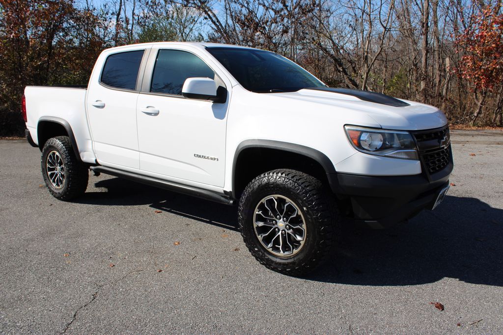 2019 Chevrolet Colorado ZR2 photo 2