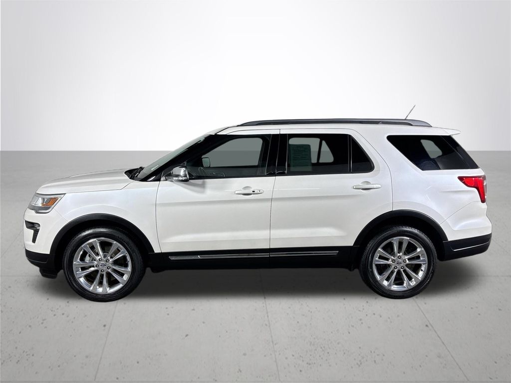 2019 Ford Explorer XLT photo 9