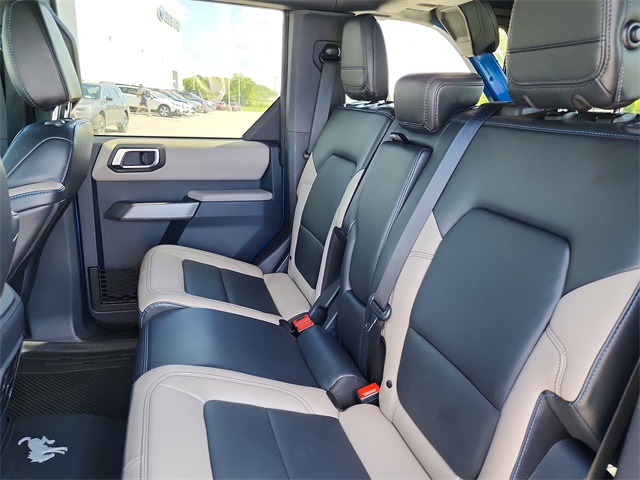 2022 Ford Bronco Wildtrak photo 12