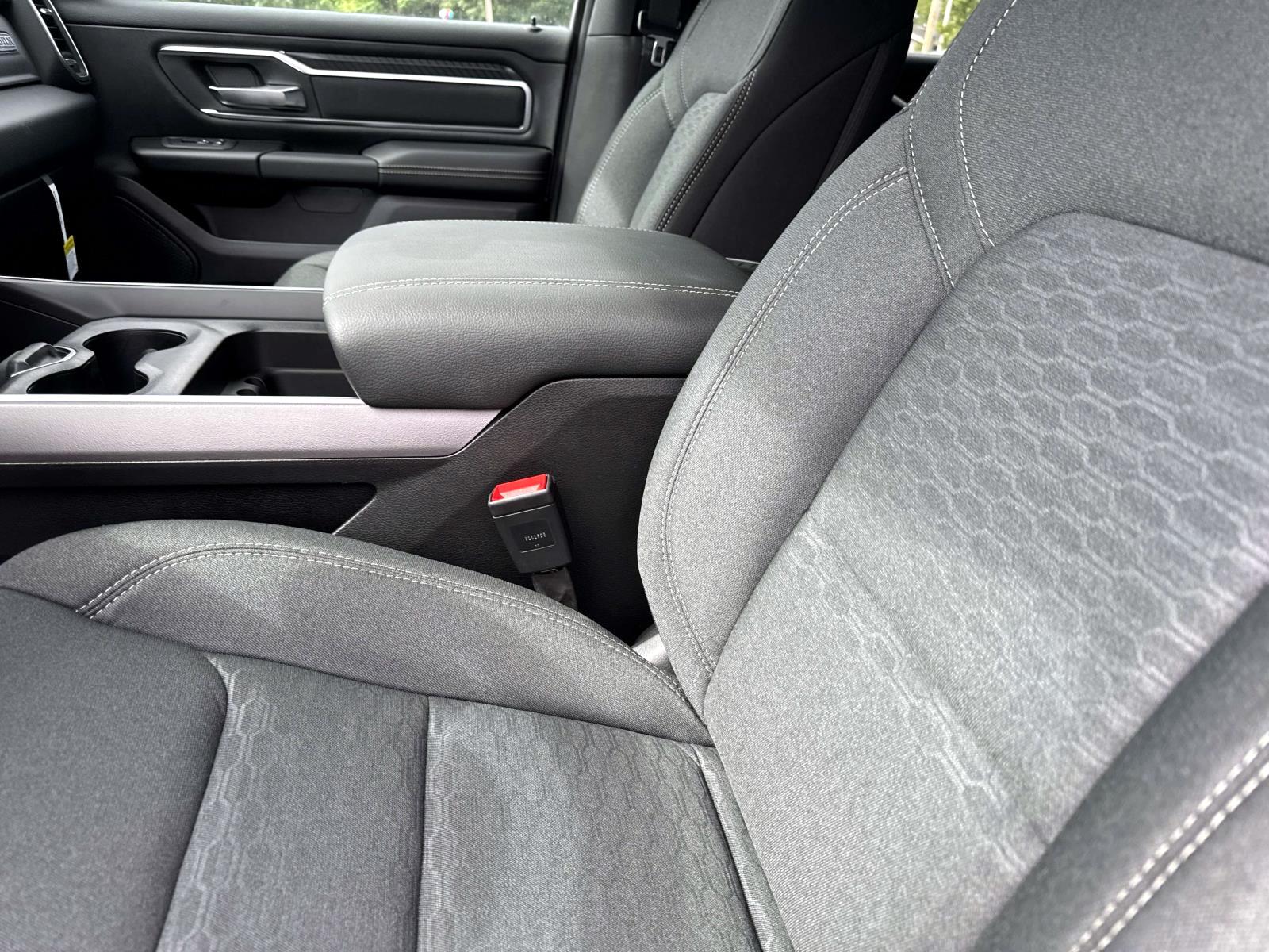 2025 Ram 1500 Big Horn photo 12
