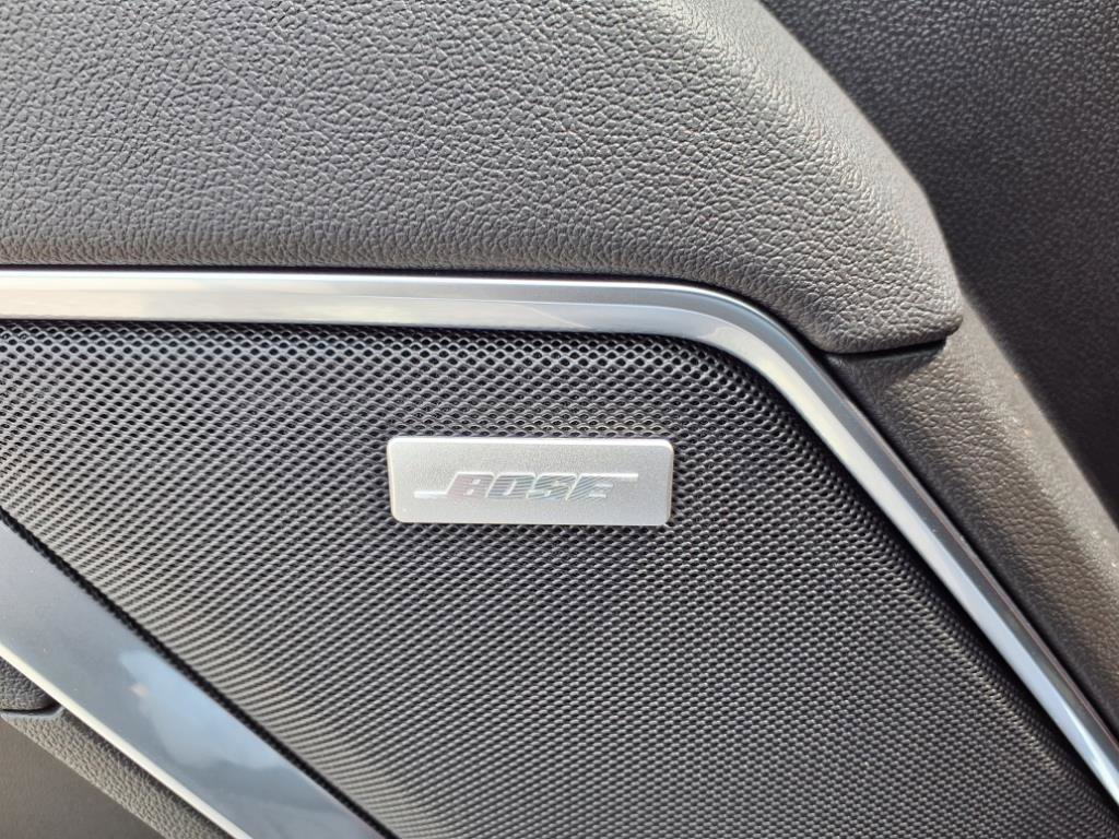 2025 Gmc Sierra SLT photo 13