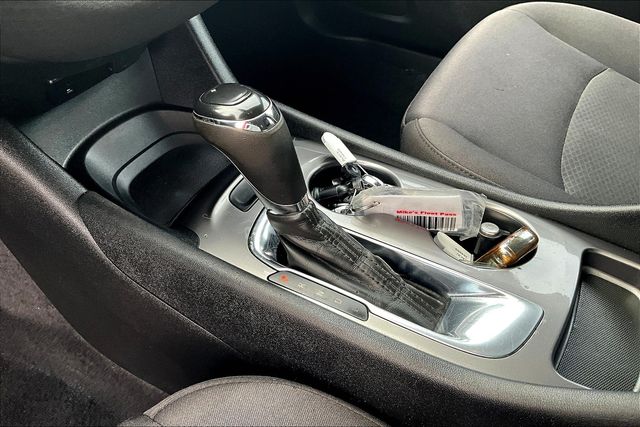 2017 Chevrolet Malibu LS photo 11