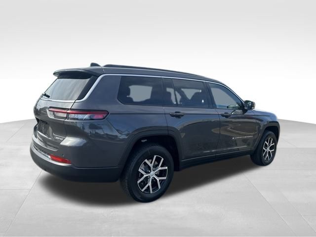 2025 Jeep Grand Cherokee Limited photo 4
