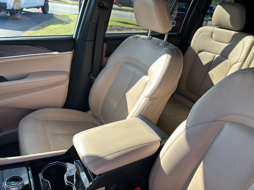 2023 Jeep Grand Cherokee Limited photo 23