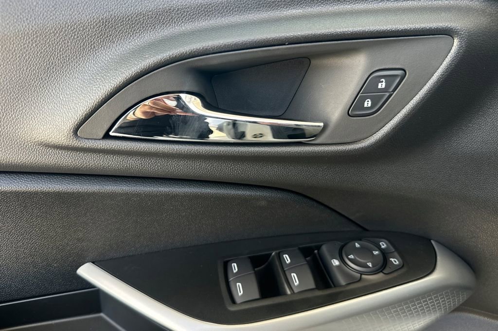2026 Chevrolet Trax LS photo 11