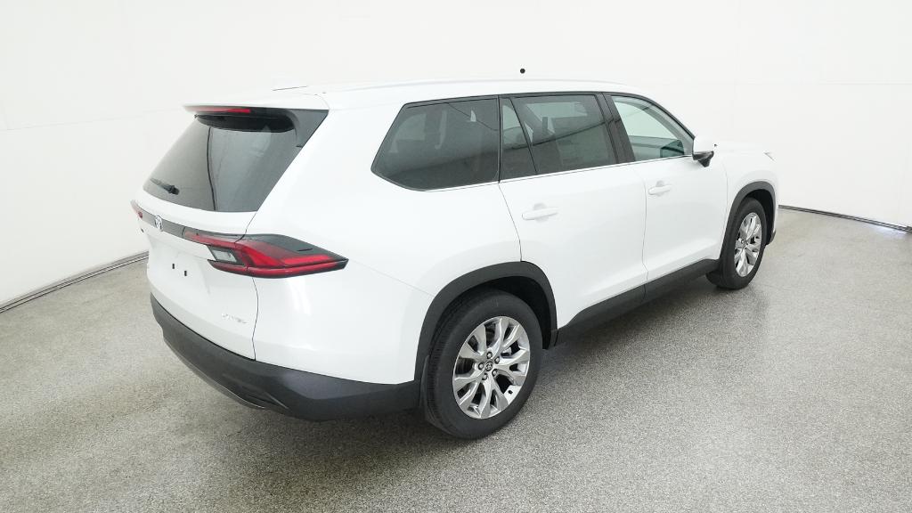 2026 Toyota Grand Highlander Limited's photo