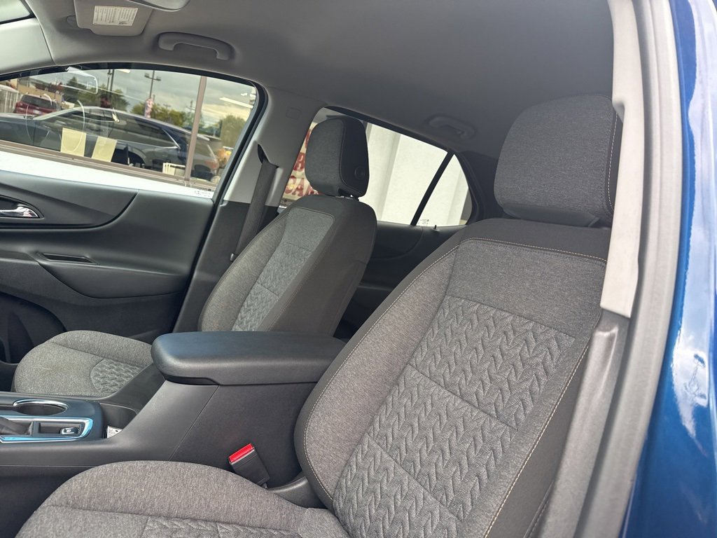 2023 Chevrolet Equinox LT photo 28
