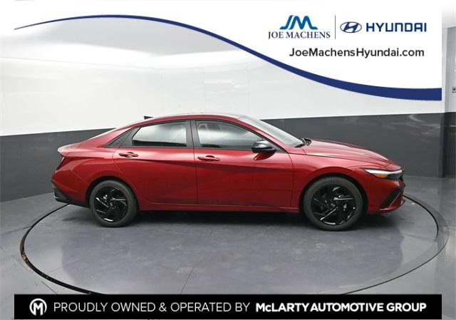 2026 Hyundai Elantra SEL's photo