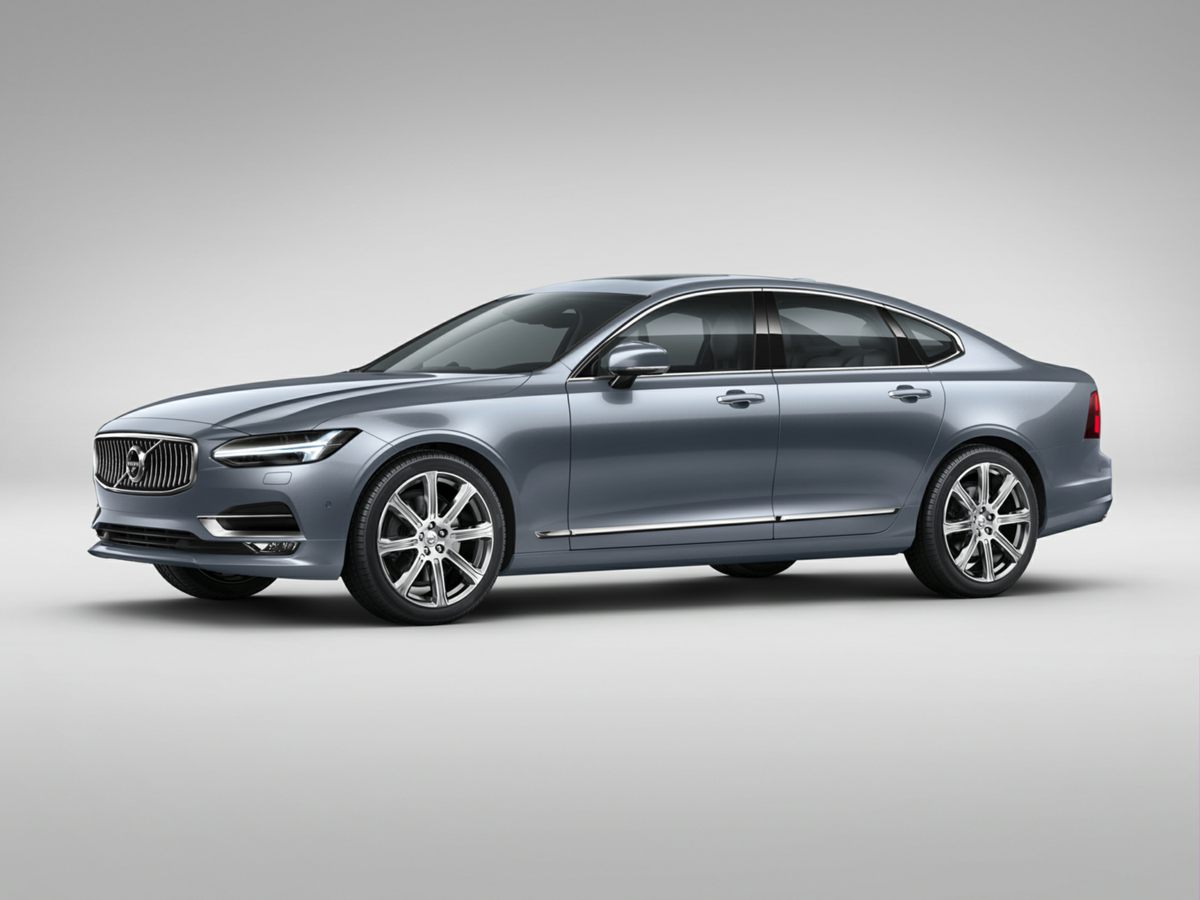 2018 Volvo S90 Momentum's photo