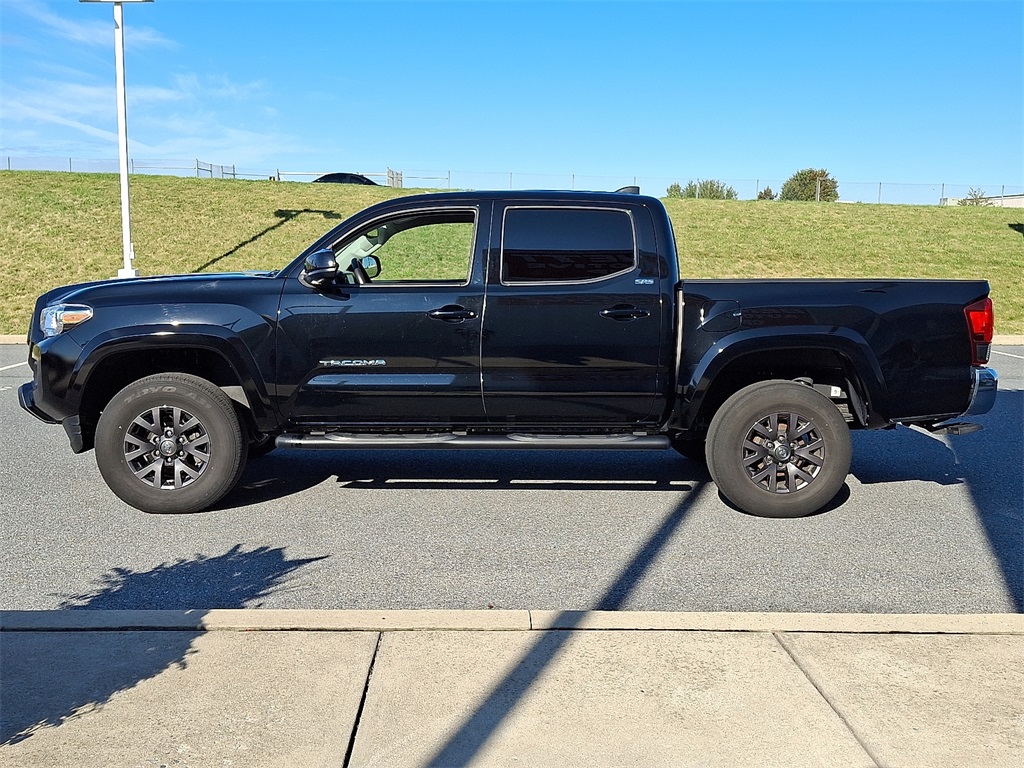 2023 Toyota Tacoma SR5 photo 5