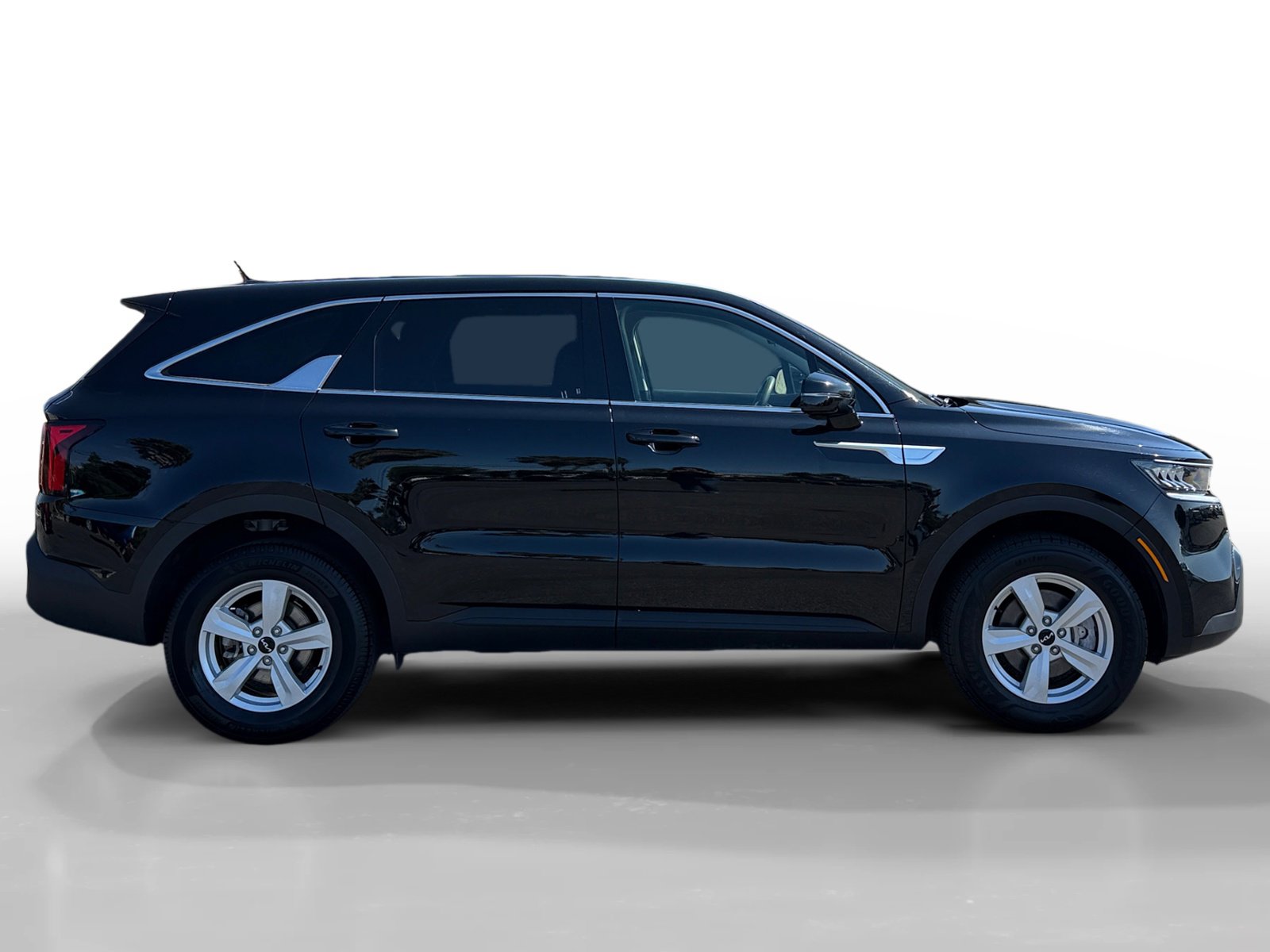 2023 Kia Sorento LX photo 6
