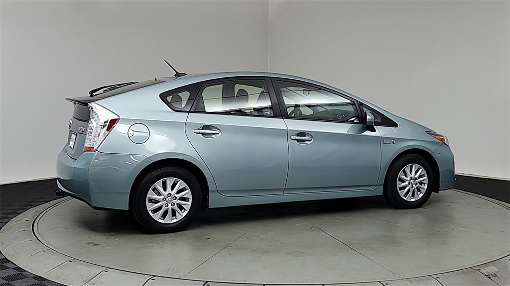 2013 Toyota Prius Plug-in Base photo 7