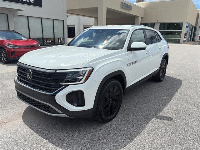 2024 Volkswagen Atlas Cross Sport SE Technology photo 3