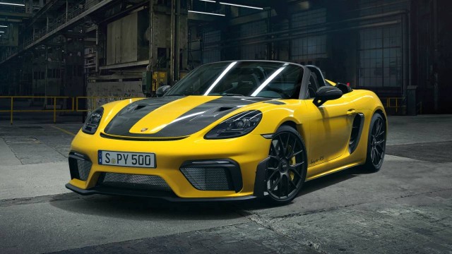 Porsche 718 Spyder カタログ 2025 Porsche 718 Spyder RS Vanadium Grey Metallic | P7903