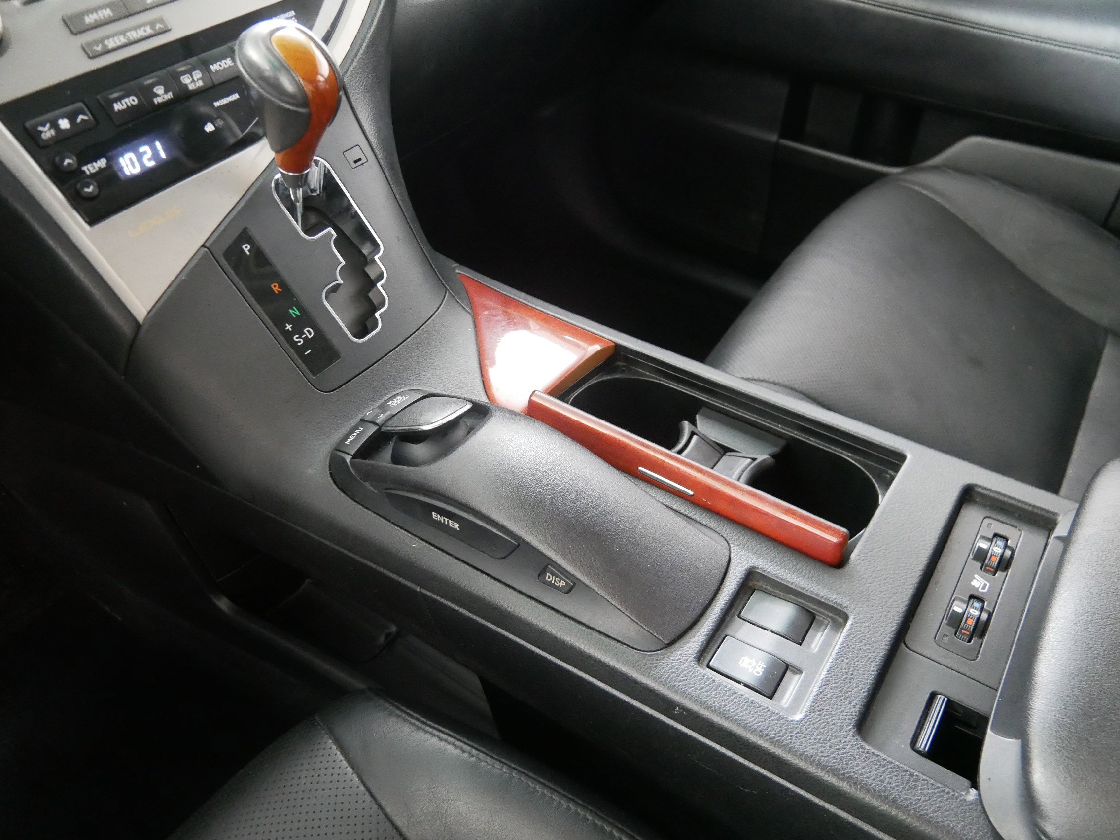 2011 Lexus RX 450h photo 24