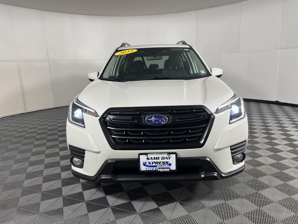 2022 Subaru Forester Premium photo 15