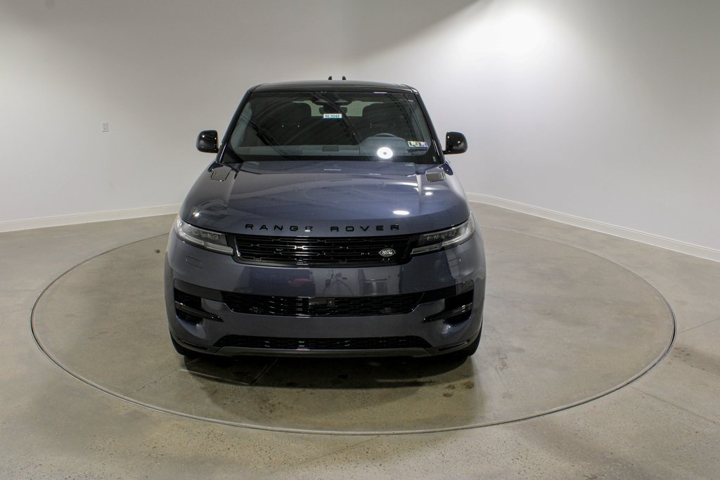 2025 Land Rover Range Rover Sport SE photo 7