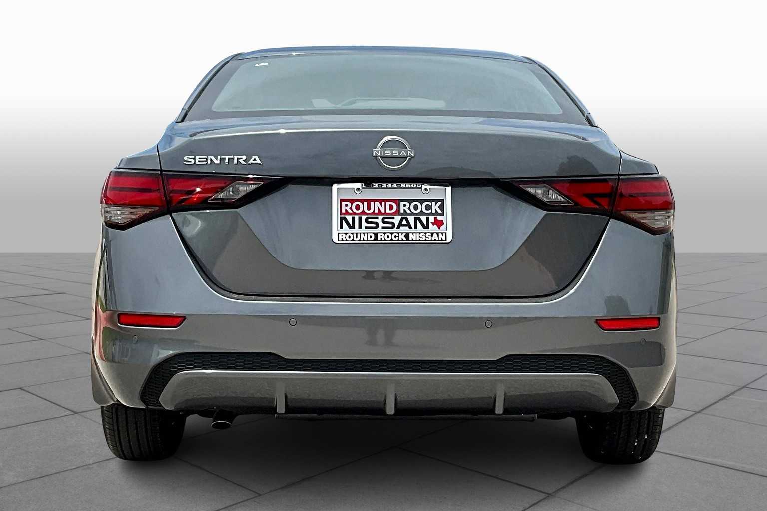 2025 Nissan Sentra S photo 4