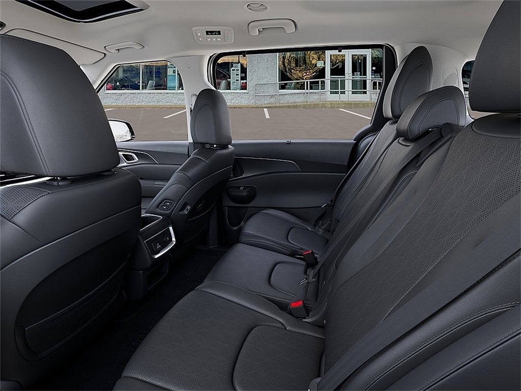 2026 Kia Carnival SX photo 17