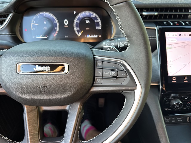 2025 Jeep Grand Cherokee Limited photo 41