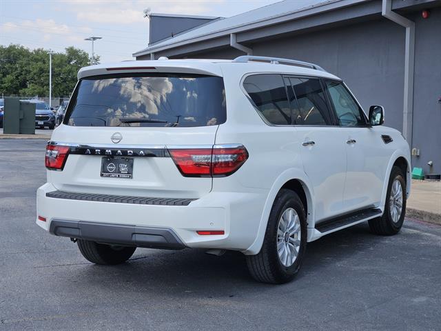2024 Nissan Armada SV photo 2