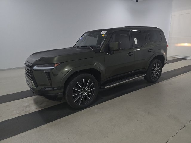 2024 Lexus GX Luxury's photo