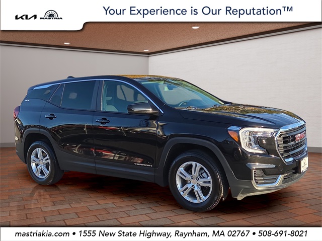 2024 GMC Terrain SLE's photo