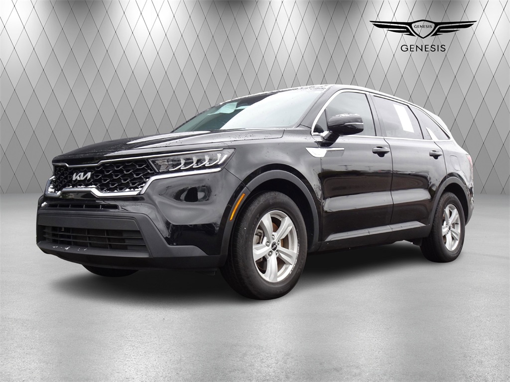 2023 Kia Sorento LX's photo