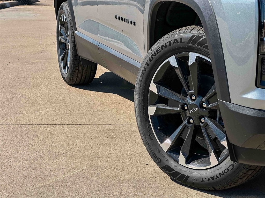 2026 Chevrolet Equinox RS photo 2