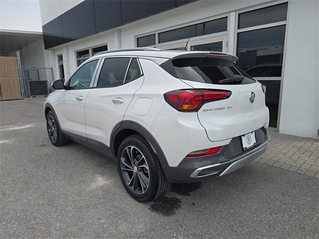 2022 Buick Encore GX Essence photo 3