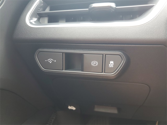 2025 Kia K4 GT-Line photo 25