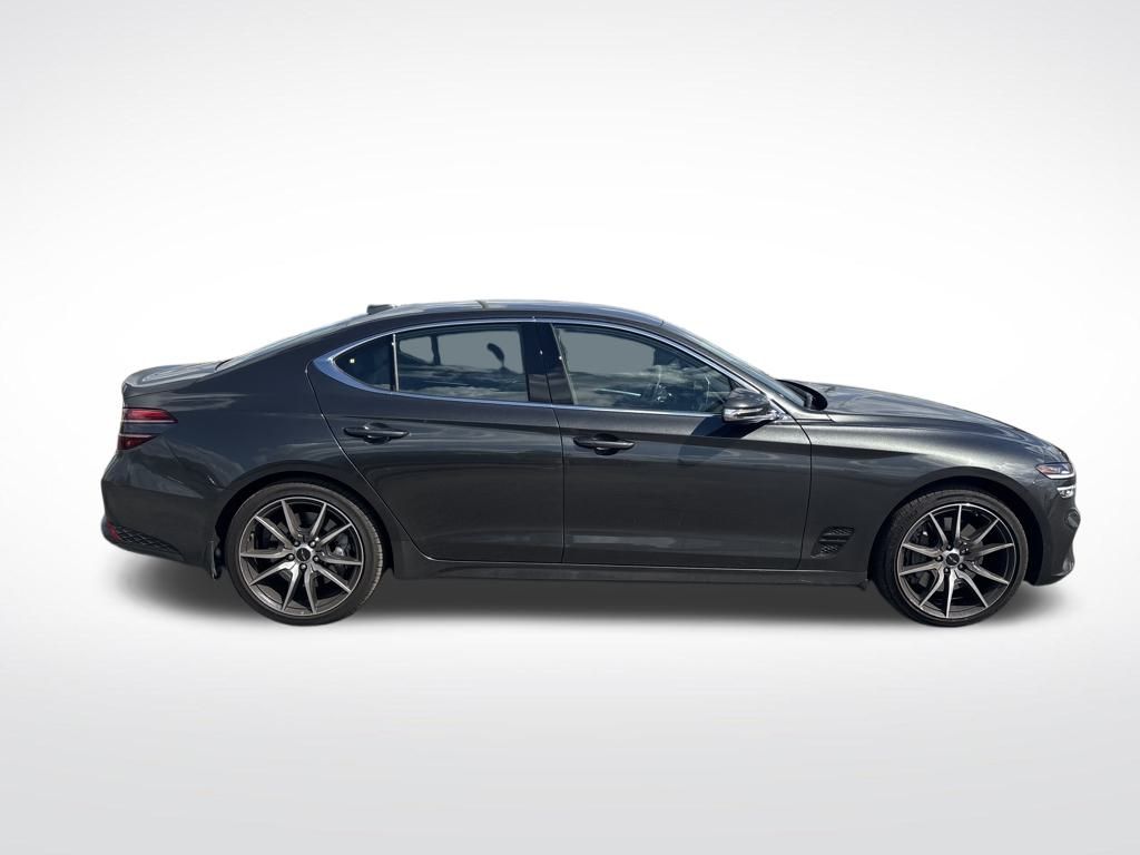 2026 Genesis G70 2.5T photo 2