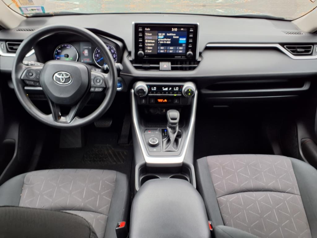 2019 Toyota RAV4 Hybrid XLE photo 12
