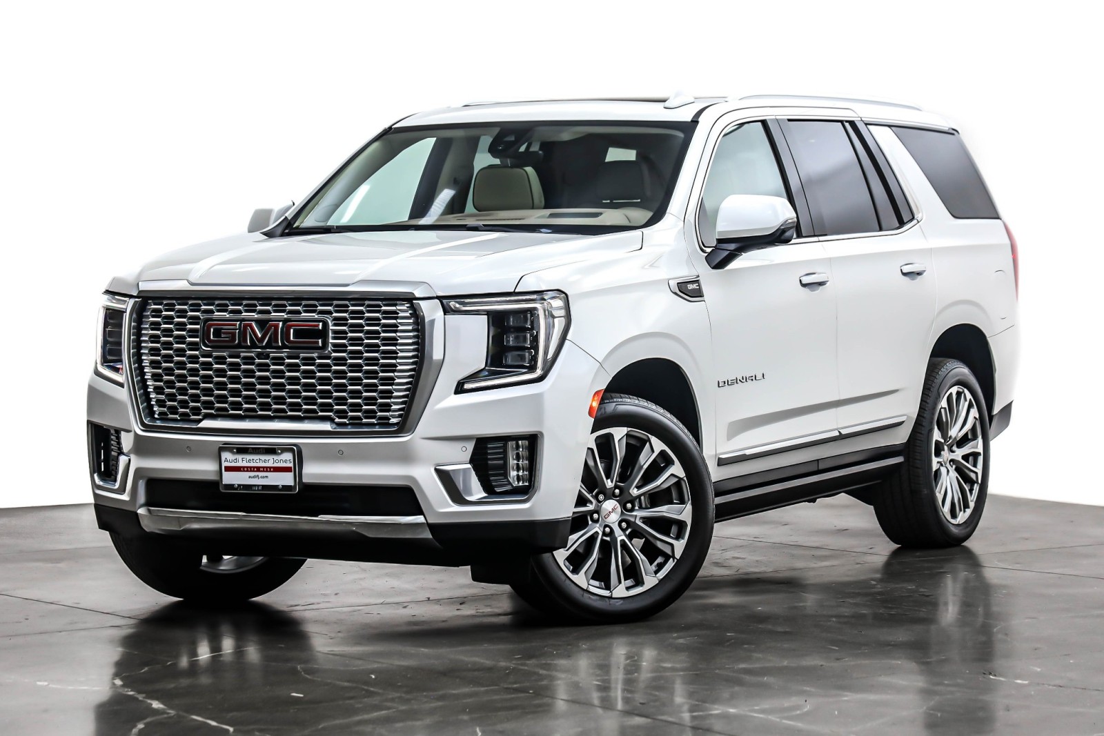 2021 GMC Yukon Denali's photo