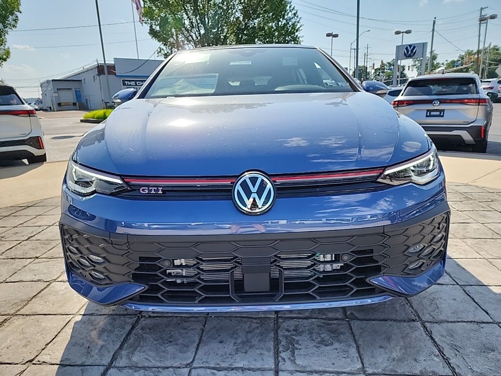 2025 Volkswagen Golf GTI SE photo 2
