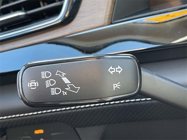 2026 Volkswagen Atlas SE Technology photo 25