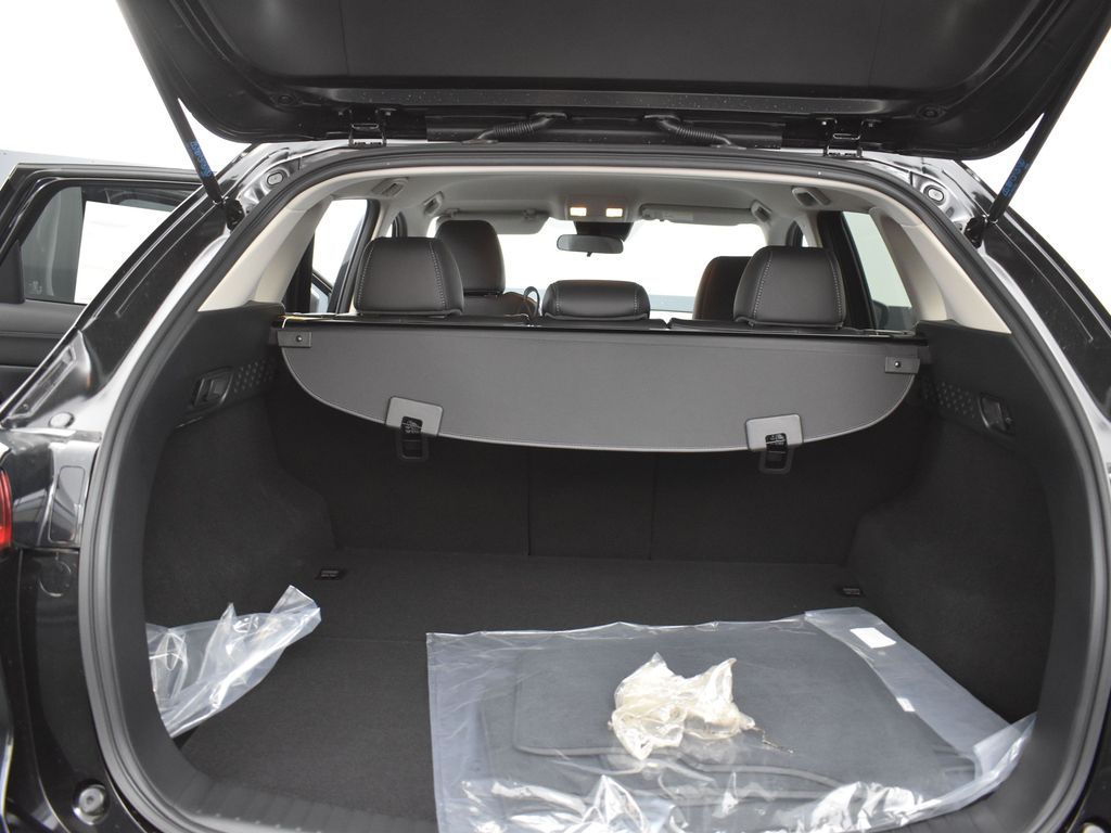 2025 Mazda CX-5 2.5 Select photo 23