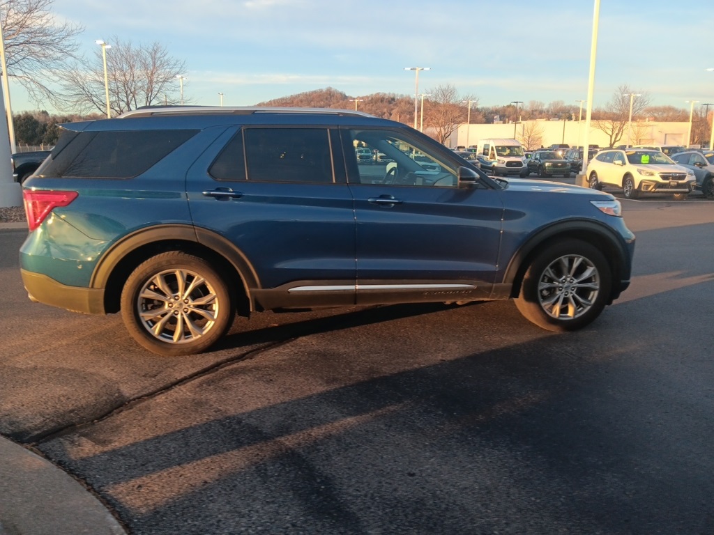 2021 Ford Explorer Limited photo 4