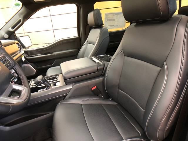 2025 Ford F-150 Lariat photo 11