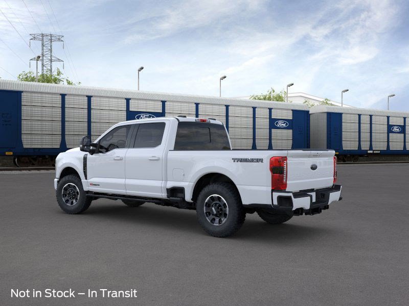 2025 Ford F-350 Lariat photo 4