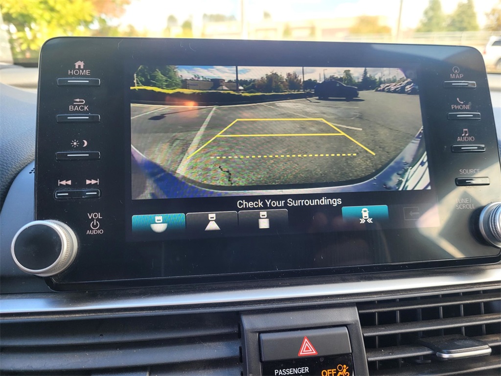 2022 Honda Accord Touring 2.0T photo 10