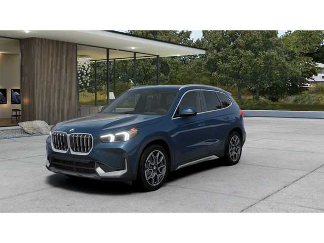 2026 BMW X1 28i's photo