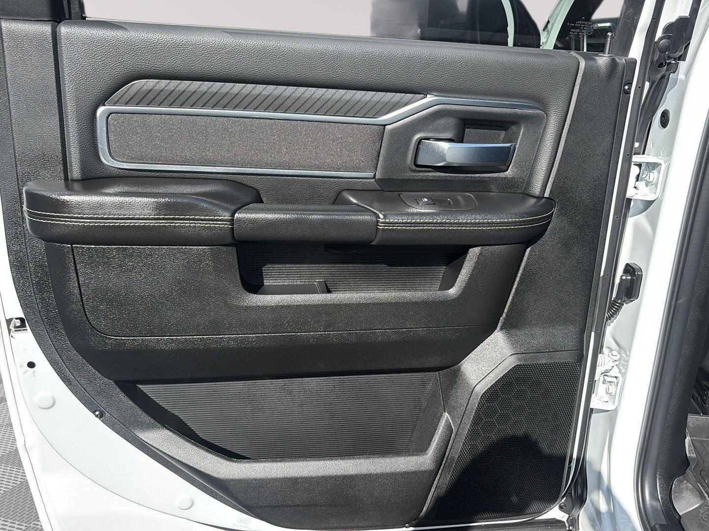 2026 Ram 2500 Big Horn photo 36