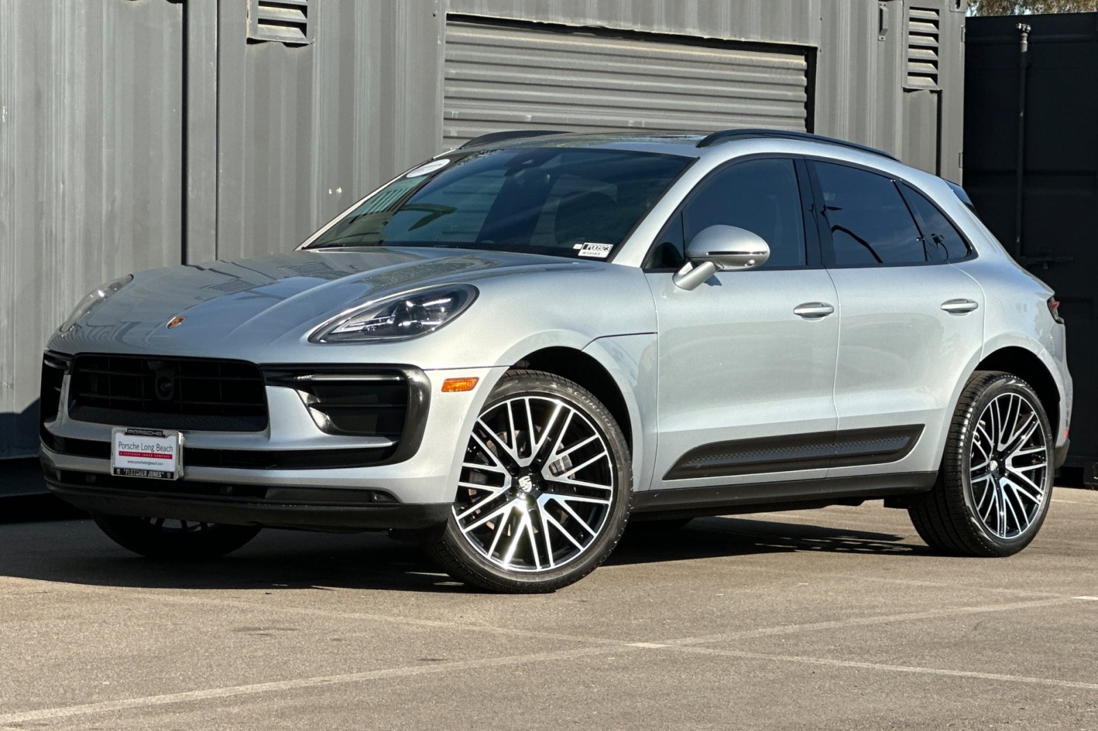 2024 Porsche Macan T